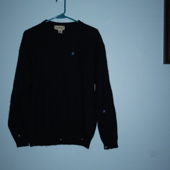 L.L.Bean Men's Large 100% Wool Md in Scotland Colored Patches Crew Neck Sweater - Picture 15 of 16